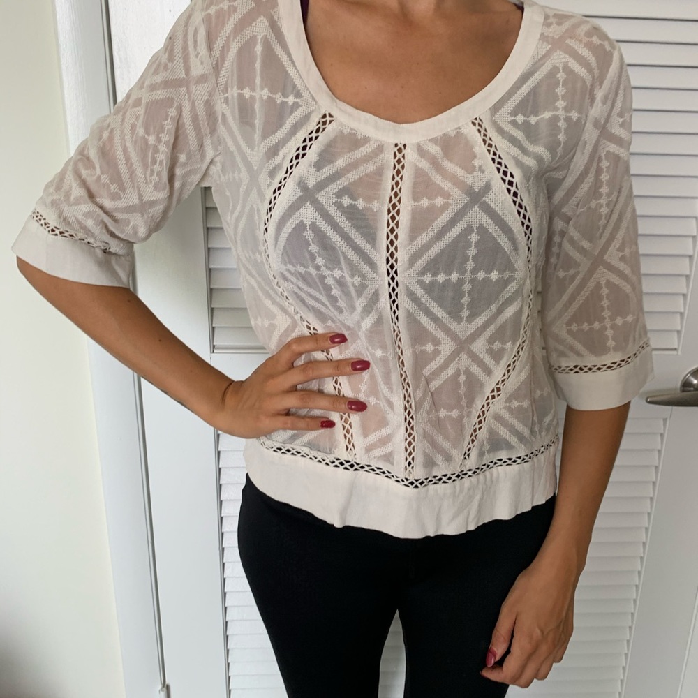 Beautiful loose fit lace blouse.